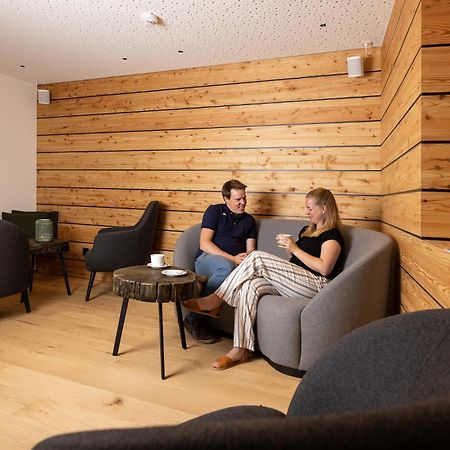 B&B Chasa Arfusch Ardez Екстериор снимка