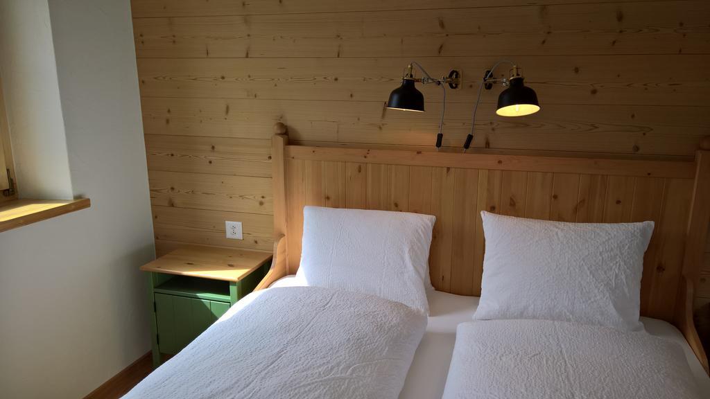 B&B Chasa Arfusch Ardez Екстериор снимка