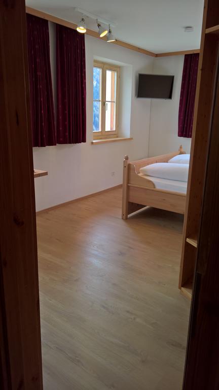 B&B Chasa Arfusch Ardez Екстериор снимка