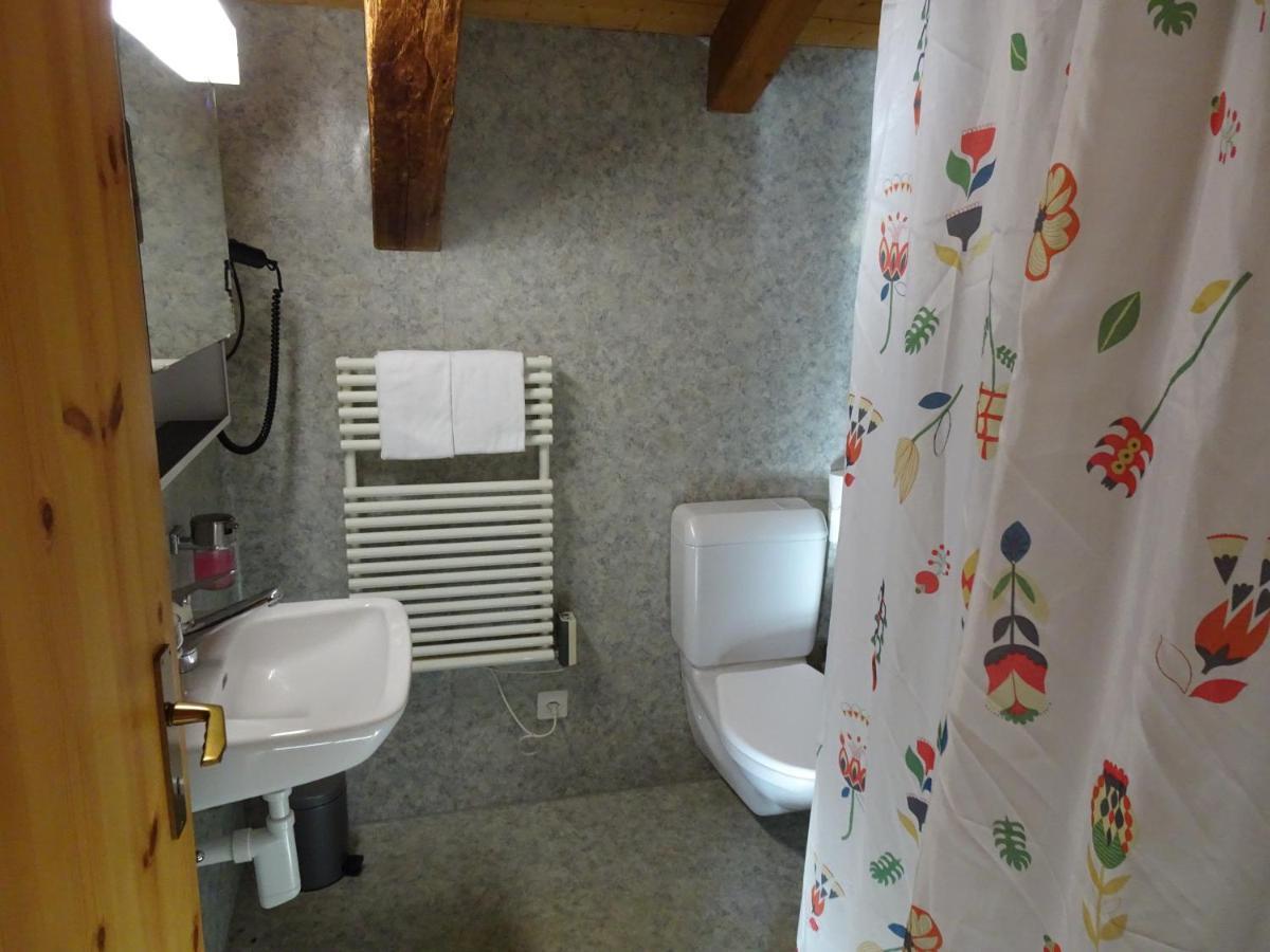 B&B Chasa Arfusch Ardez Екстериор снимка